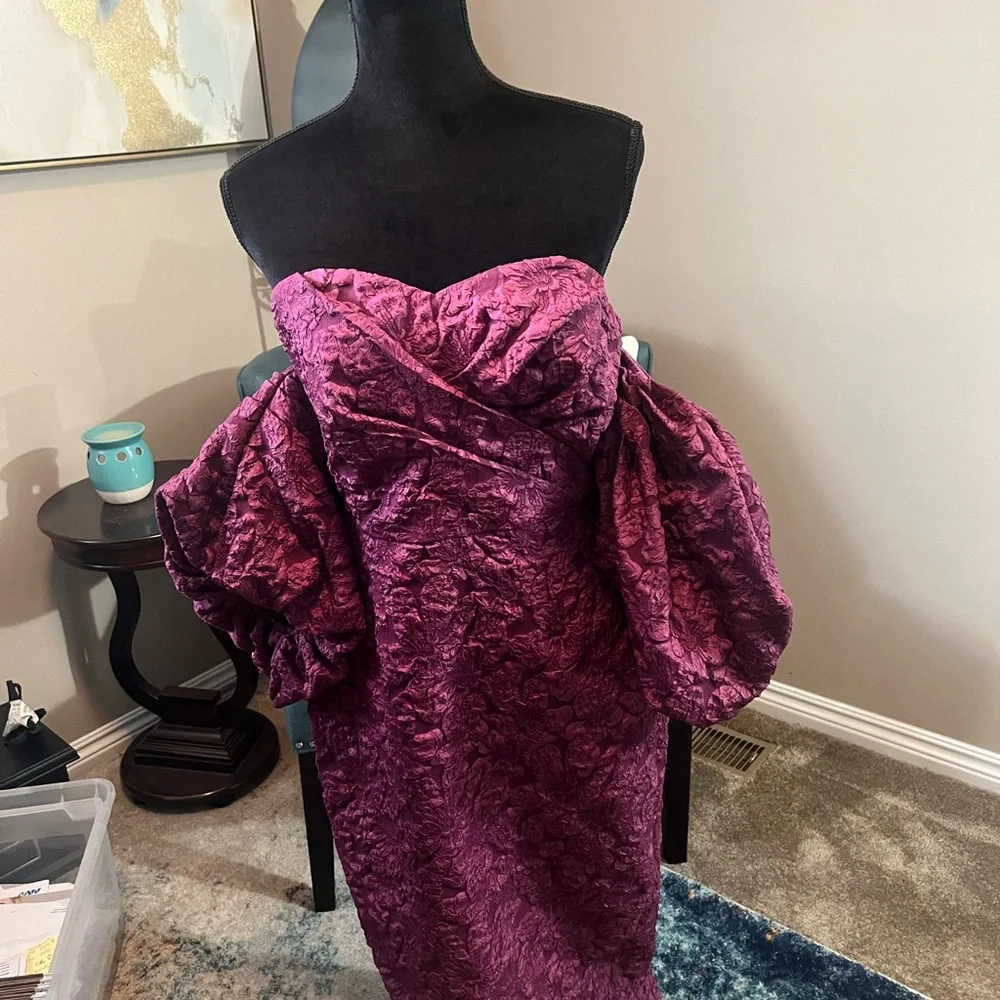 Elegant Purple Off-Shoulder Dress  Size XL - Picture 4 of 6